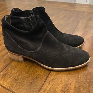 Paul Green Logan bootie in black suede